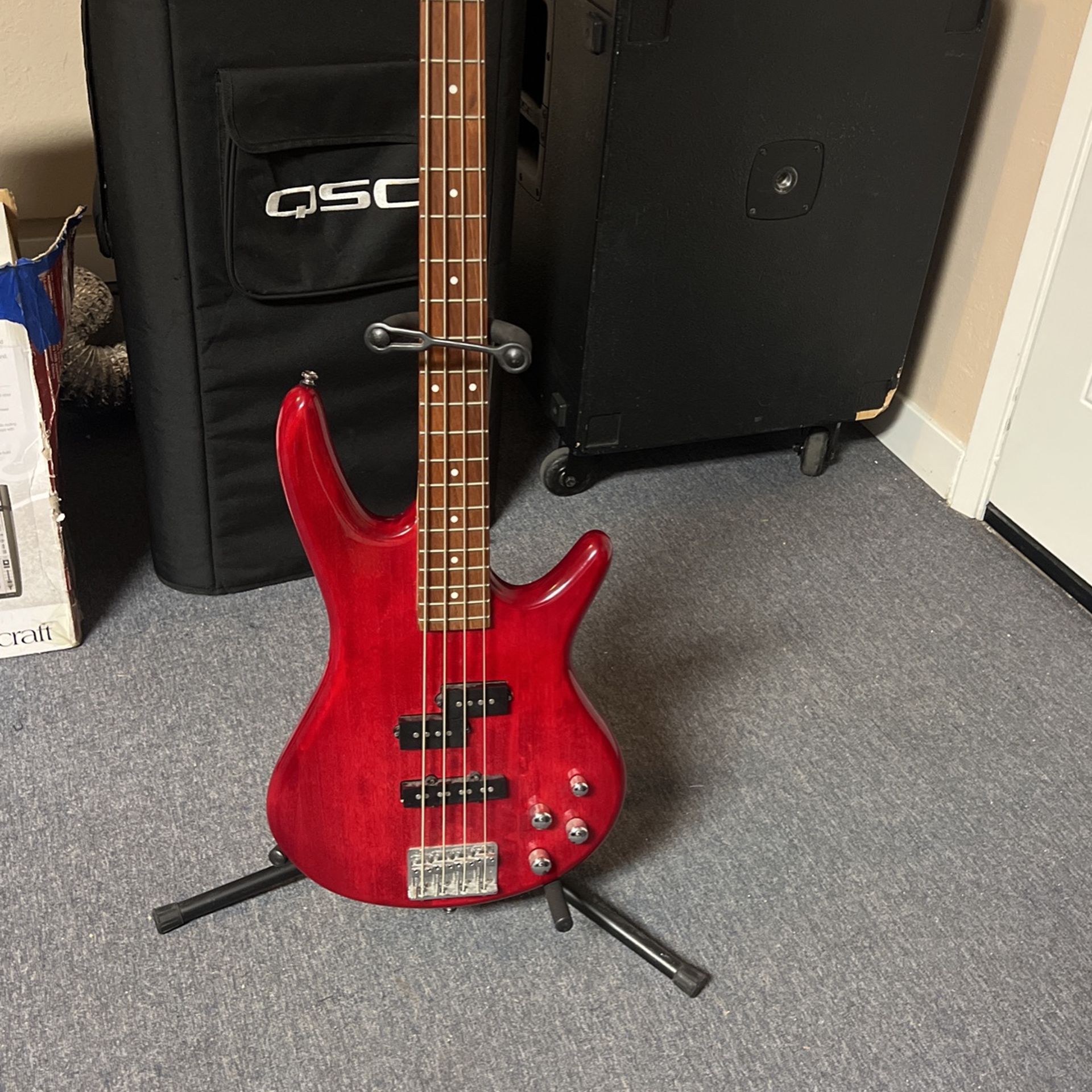 Bass Ibanez