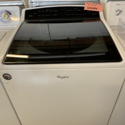 Whirlpool Cabrio Washing Machine Washer Huge Like New . Warehouse pricing.  Warranty . Delivery Available . 2522 Market st. 33901 .  