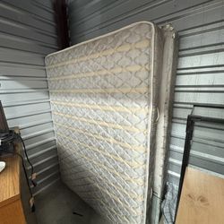 Queen Mattress With Box Spring 