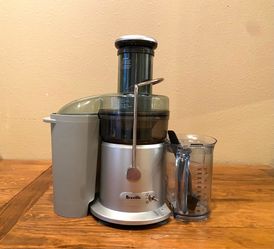 Breville JE98XL Juice Fountain® Plus - Two Speed Juicer - Silver