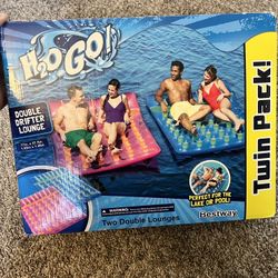 New 2 Double Lounges For Your Pool. H2O Go Twin Pack