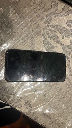 Iphone 11 broken PARTS ONLY