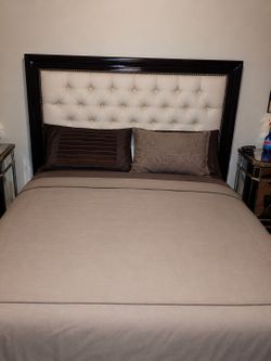 Z Gallery Queen bed