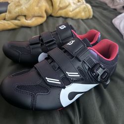 Peloton Stationary Bike Cycling Shoes NEW size 38 