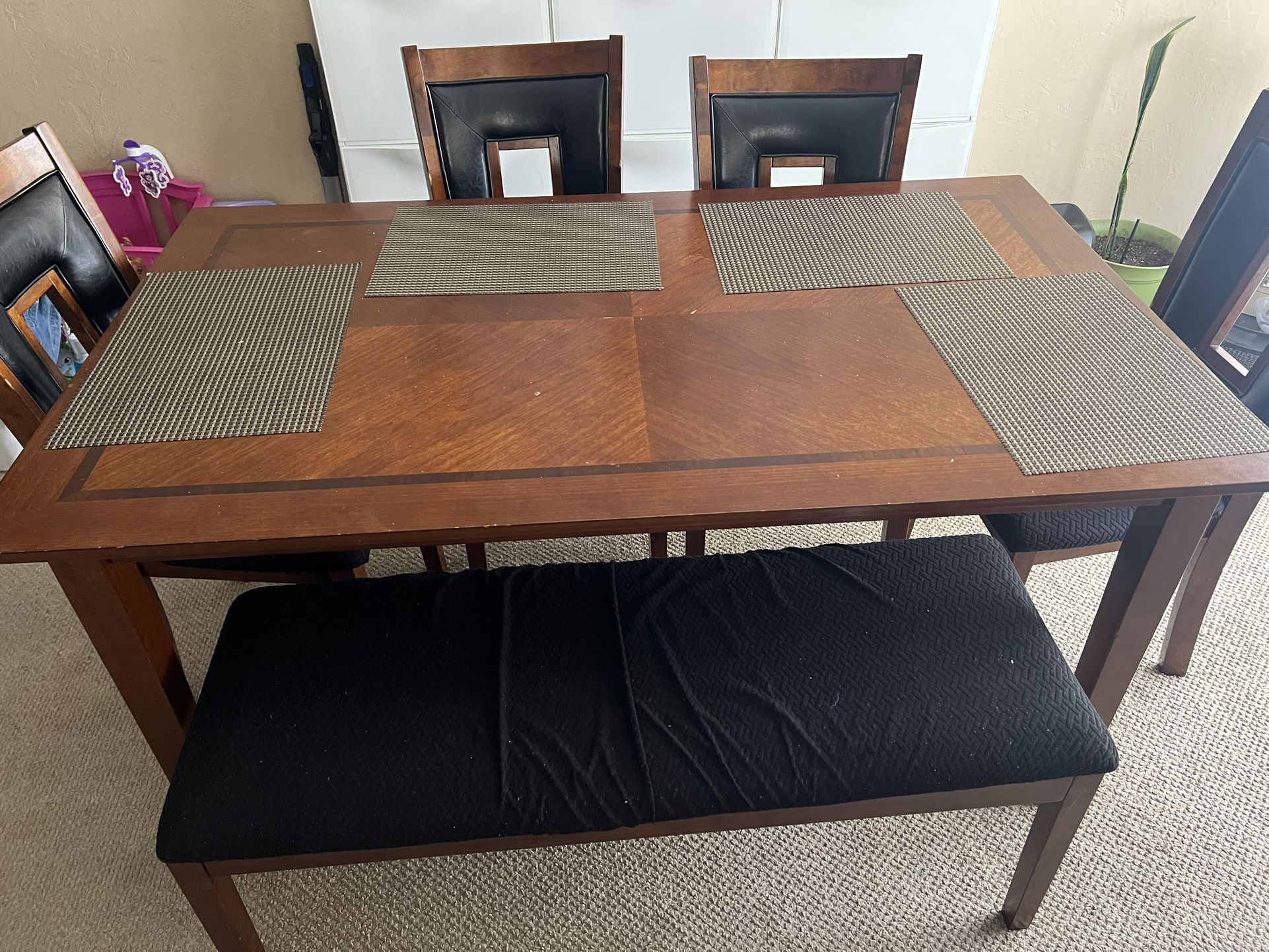 Dinning Table + 4 Chair & Bench