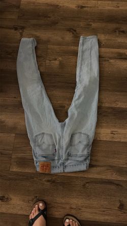 Levi men jeans