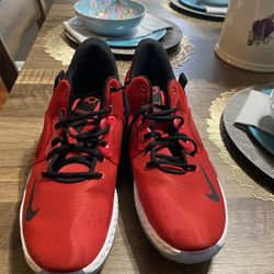  Nike Basketball Shoes Size 11.5