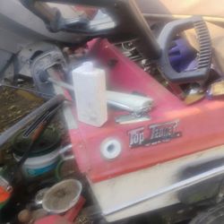 Top Tenner Bass Boat With 50hp Evinrude Outboard ,Trolling Motor And Many Other Accessories. 