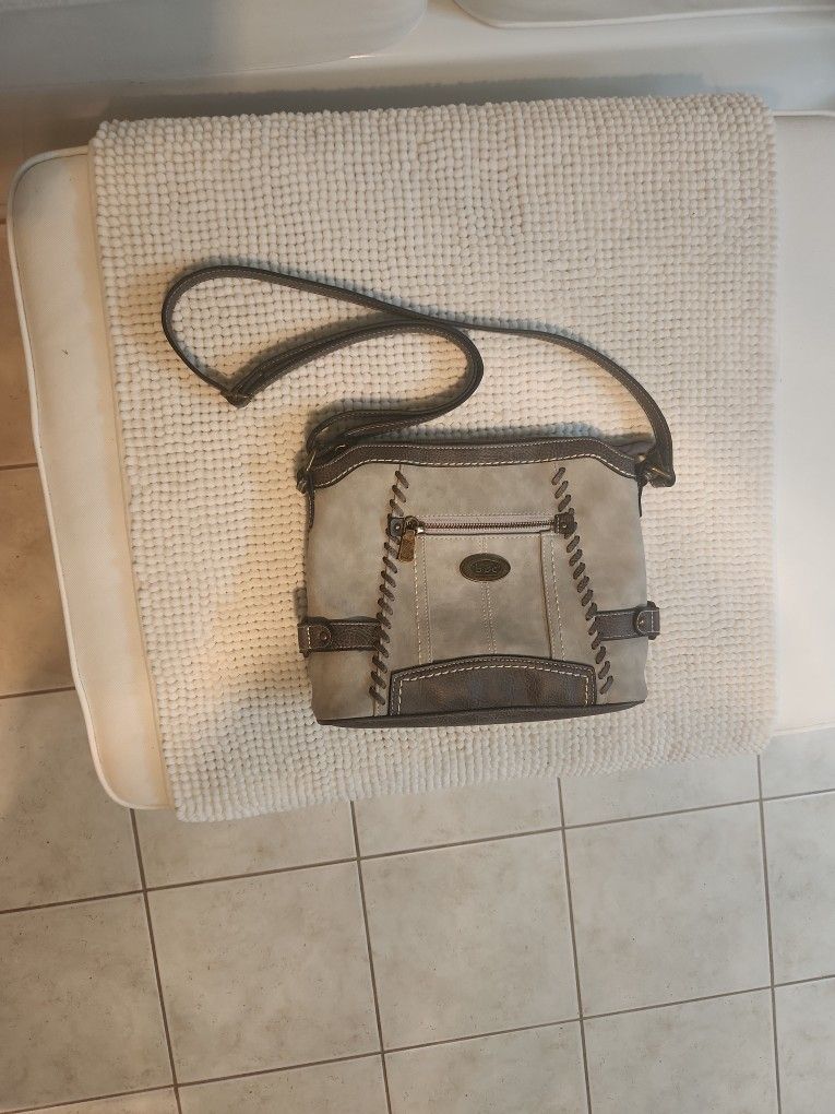Cross-body Purse BOC Saddle Gray Color