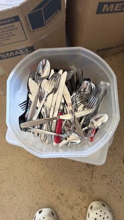 Assorted silverware