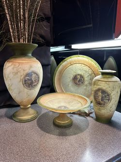 Italian glass vases and fruit/display plates