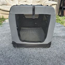 Portable/collapsible Dog Kennel