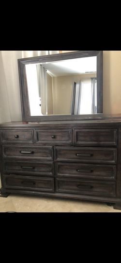 Bed Room Set
