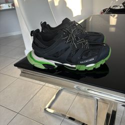 Balenciaga Runner 