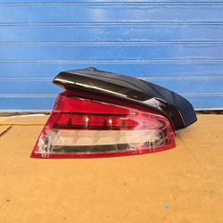 Stinger 2020 2021 2022 2023 taillight