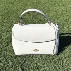 BEST OFFER Women’s Purse