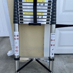 Telescope Ladder 12.5ft Like New 