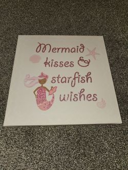 Mermaid kisses Cavnas