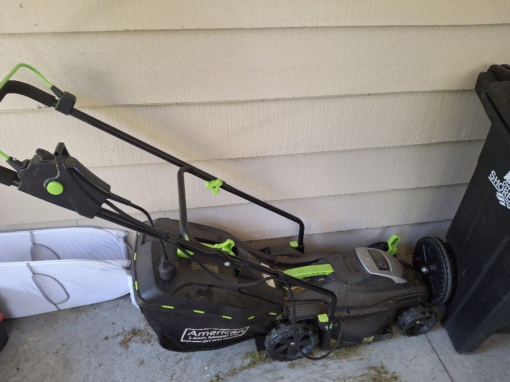 Corded Electric Lawn Mower $20