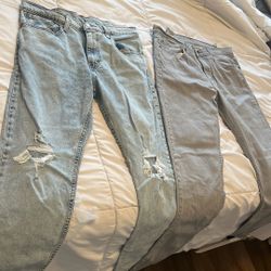 2 Pairs Of Levi’s L 34 W 34