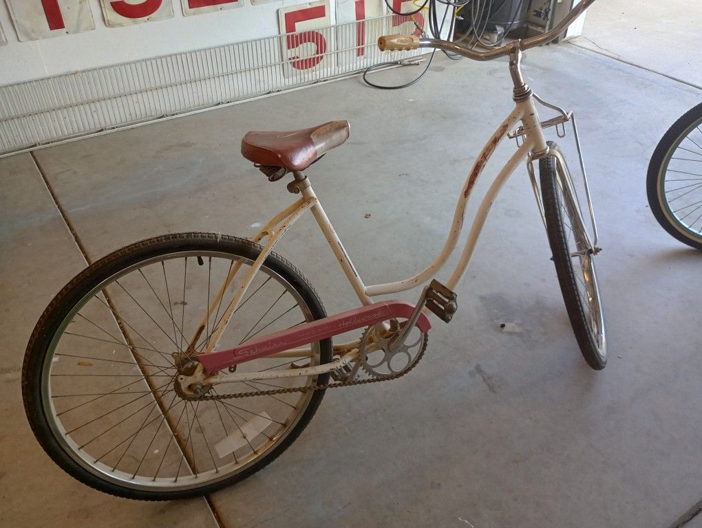 Vintage Ladies Schwinn Bicycle