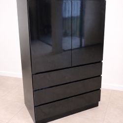 Armoire