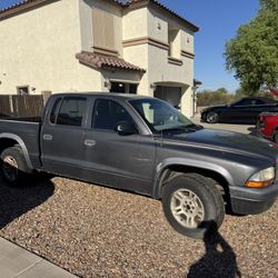 2004 Dodge Dakota