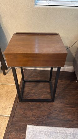 Wood Top Side Table with Metal Frame
