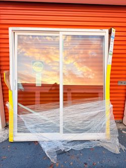 Pella 150 Series 72-in × 80-in x 4-9/16-in Jamb White Vinyl Universal Prehung door Patio Door with Low-E Glass