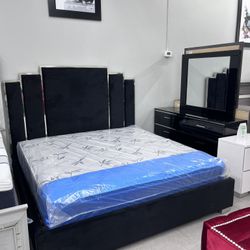 4pc King Bedroom Set 🖤 Black Color 