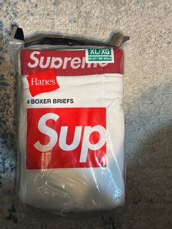 Supreme x Hanes Boxer Briefs 4-Pack XL