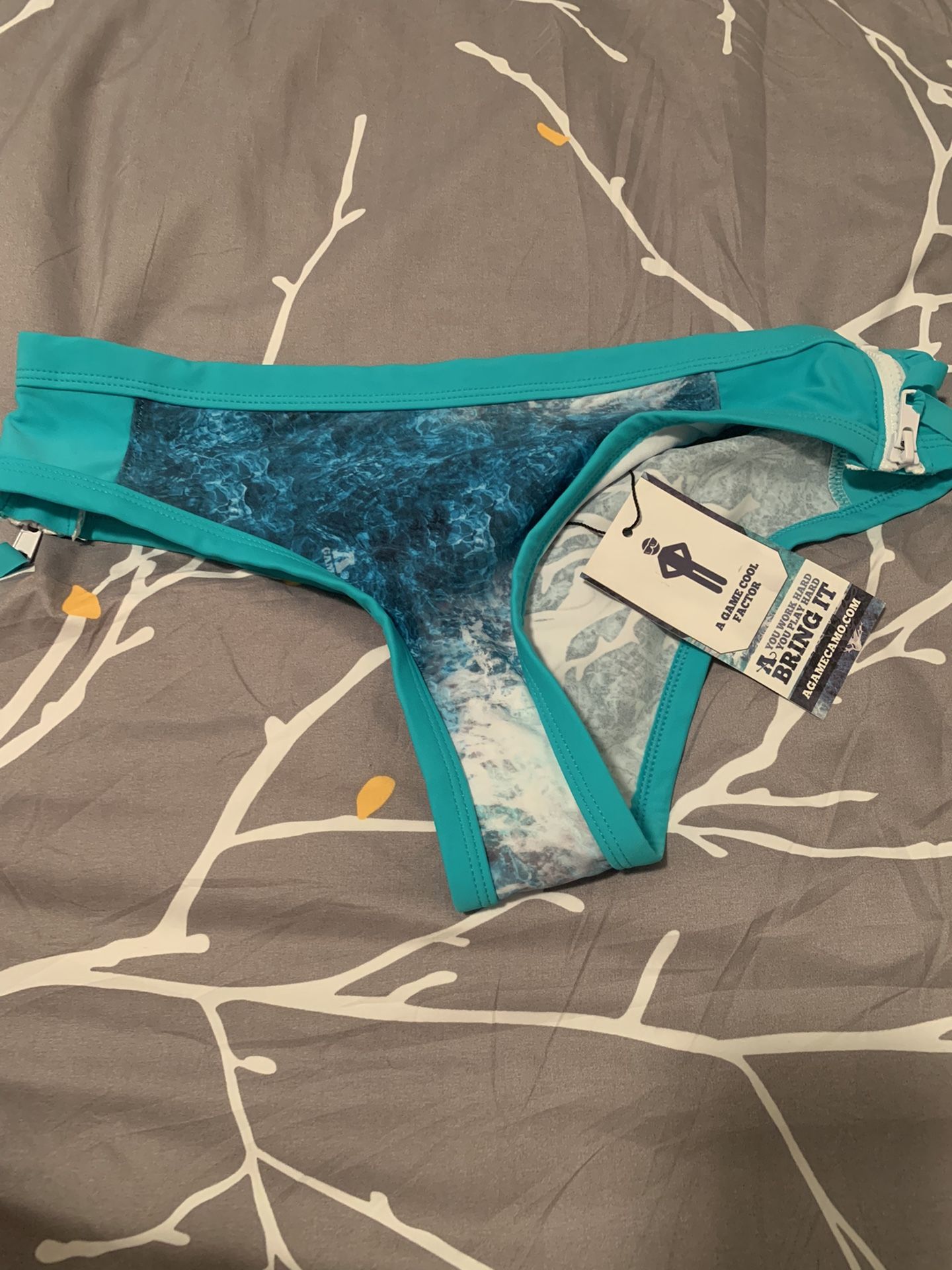 Nwt Womens Size Medium A Game Camo Bikini Bottoms
