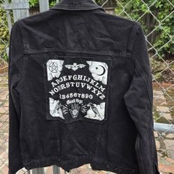 Hot Topic Jacket.XL.used.pick Up In EAST PASADENA