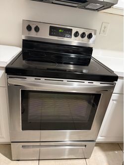 Frigidaire Stove
