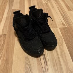 Air Jordan 4 Black Cat