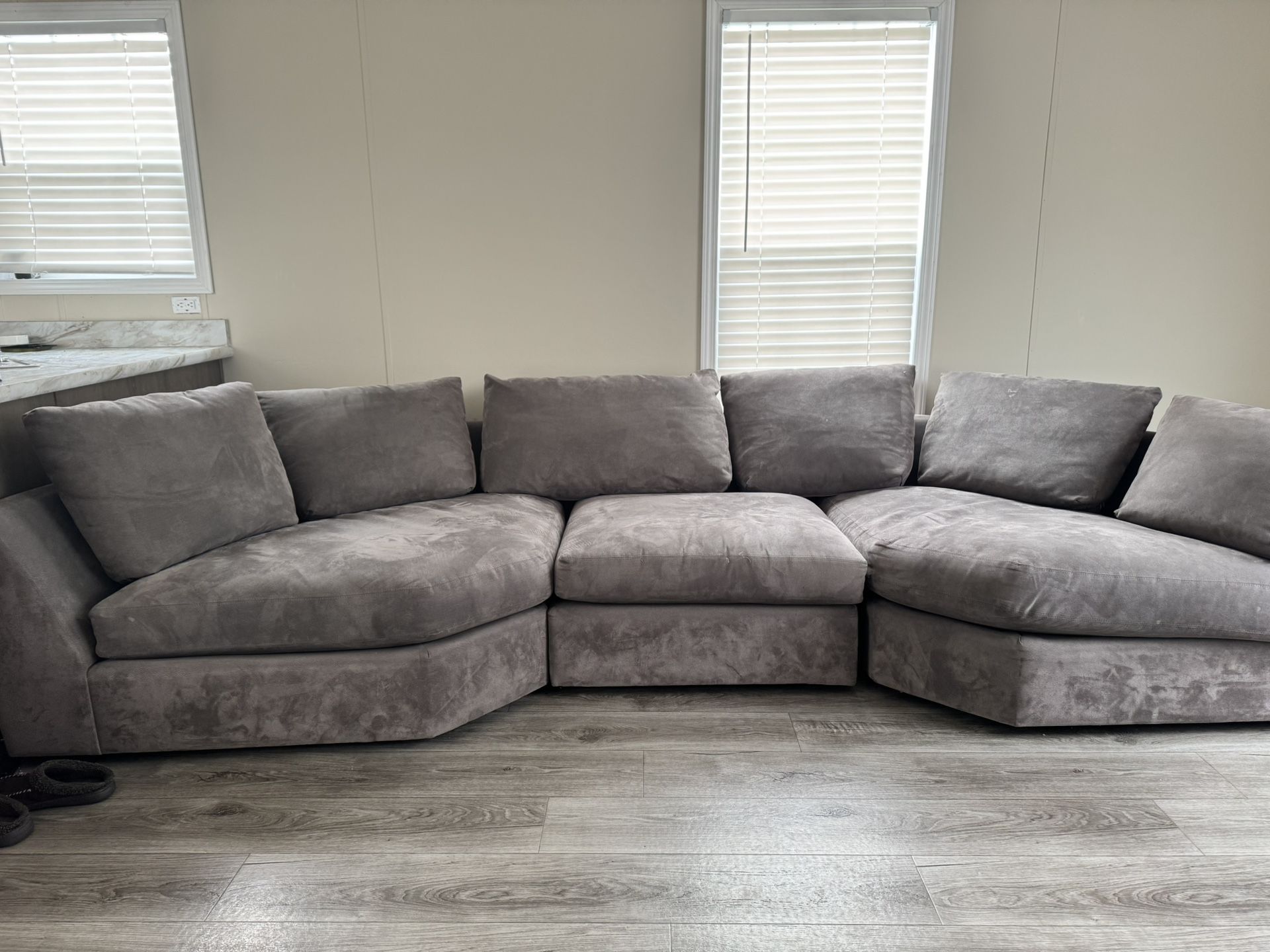Large Plush Gray Sectional Couch- Comfy & Stylish - $250