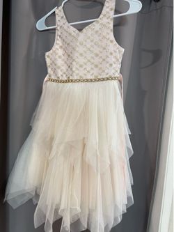 Girls size 8 party wear dress new