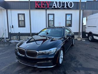 2019 BMW 740i