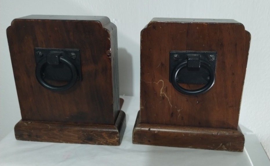 VINTAGE BOOKENDS 6"×5"