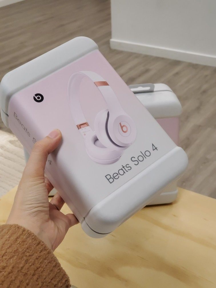 Beats Solo 4 Headphones Brand New - 5 Dollars Down No Credit Needed