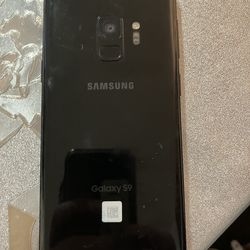 Galaxy s9  for parts only read description