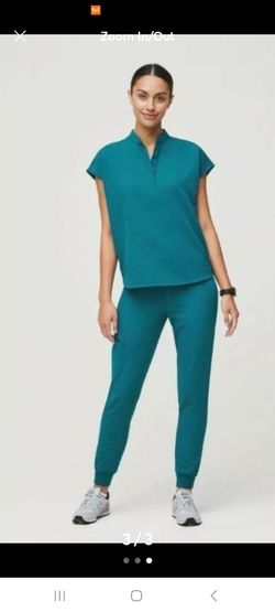 FIGS SET Pacific blue  discontinued color Rafaela Oversized Top Sm Joggers M