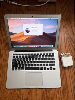 MacBook Air 13” 2017/4GB RAM/256GB SSD/Good Battery/Fully Functional