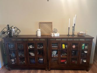 Buffet cabinets