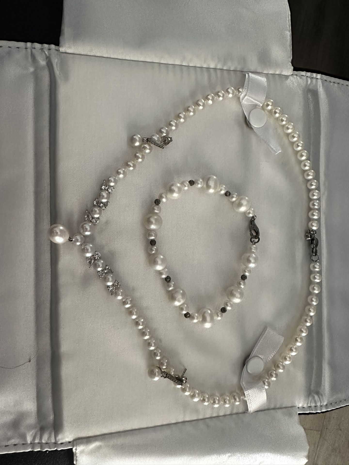 Beautiful Cultured Pearl Set