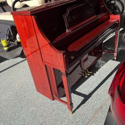 Piano Story And Clark 