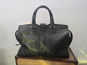 YvesSaintLaurent