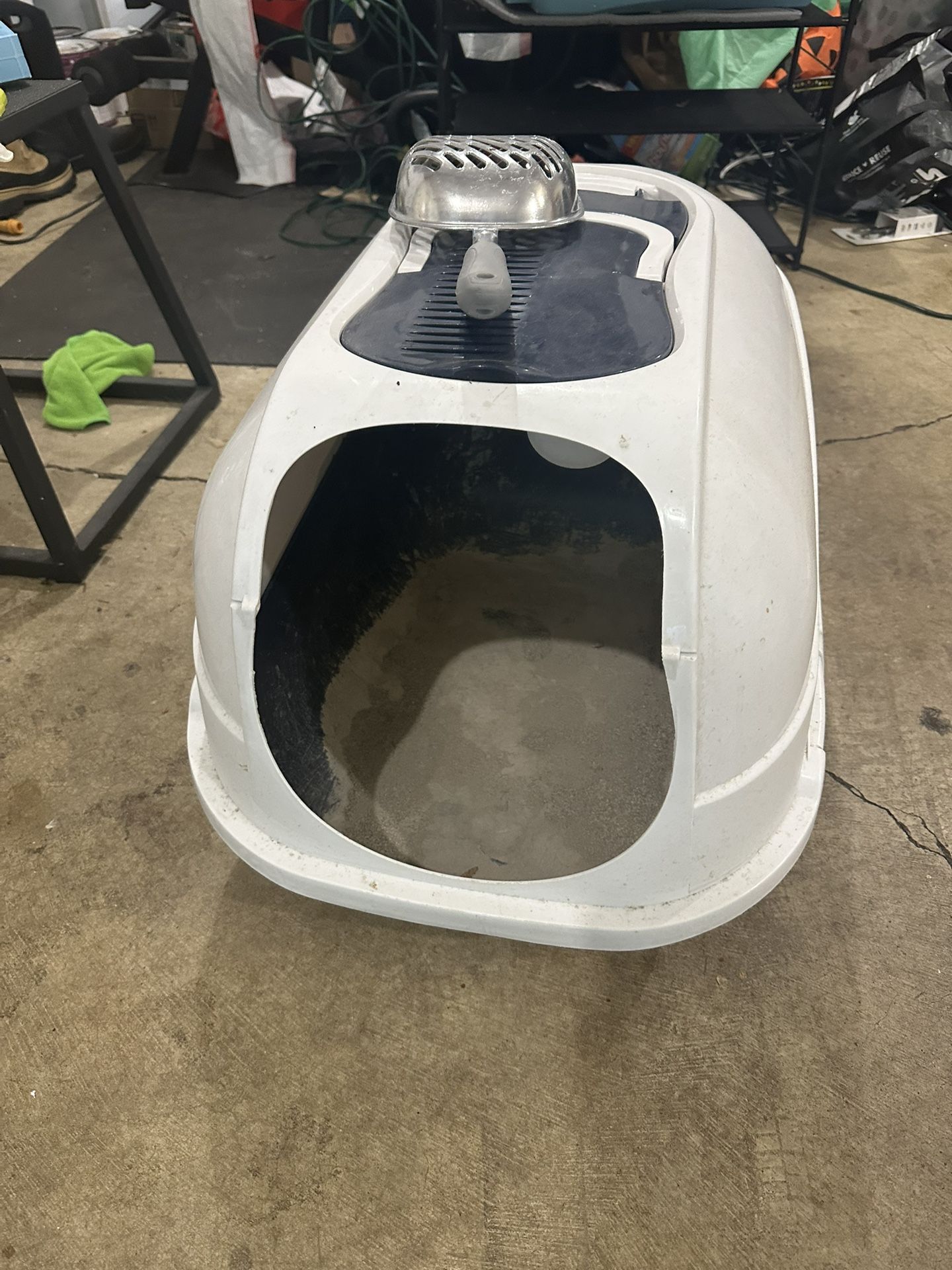 Cat Litter Box Free