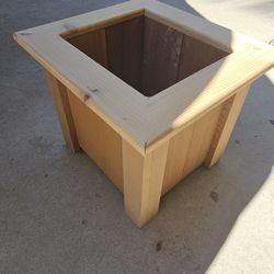 Cedar Planter