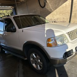 2003 Ford Explorer